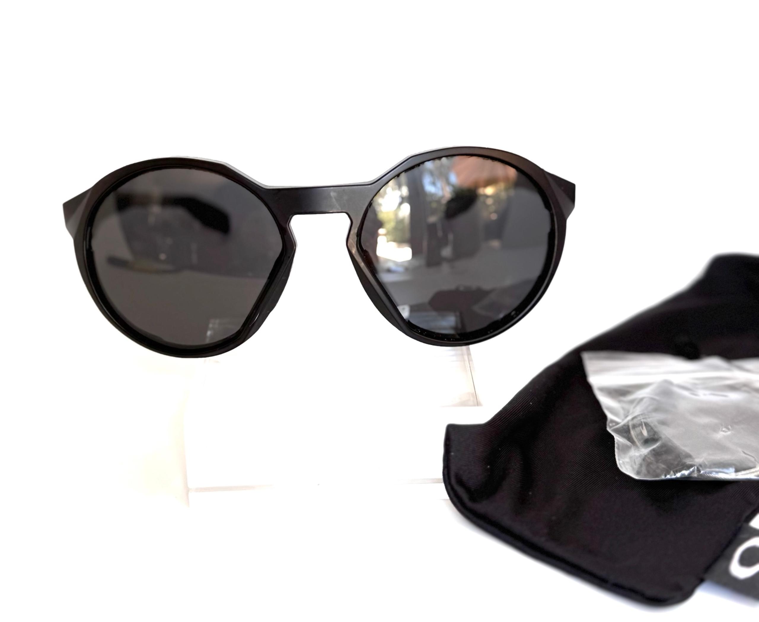 Oakley Men's Clifden Round Matte Black with Silver Icon Sunglasses