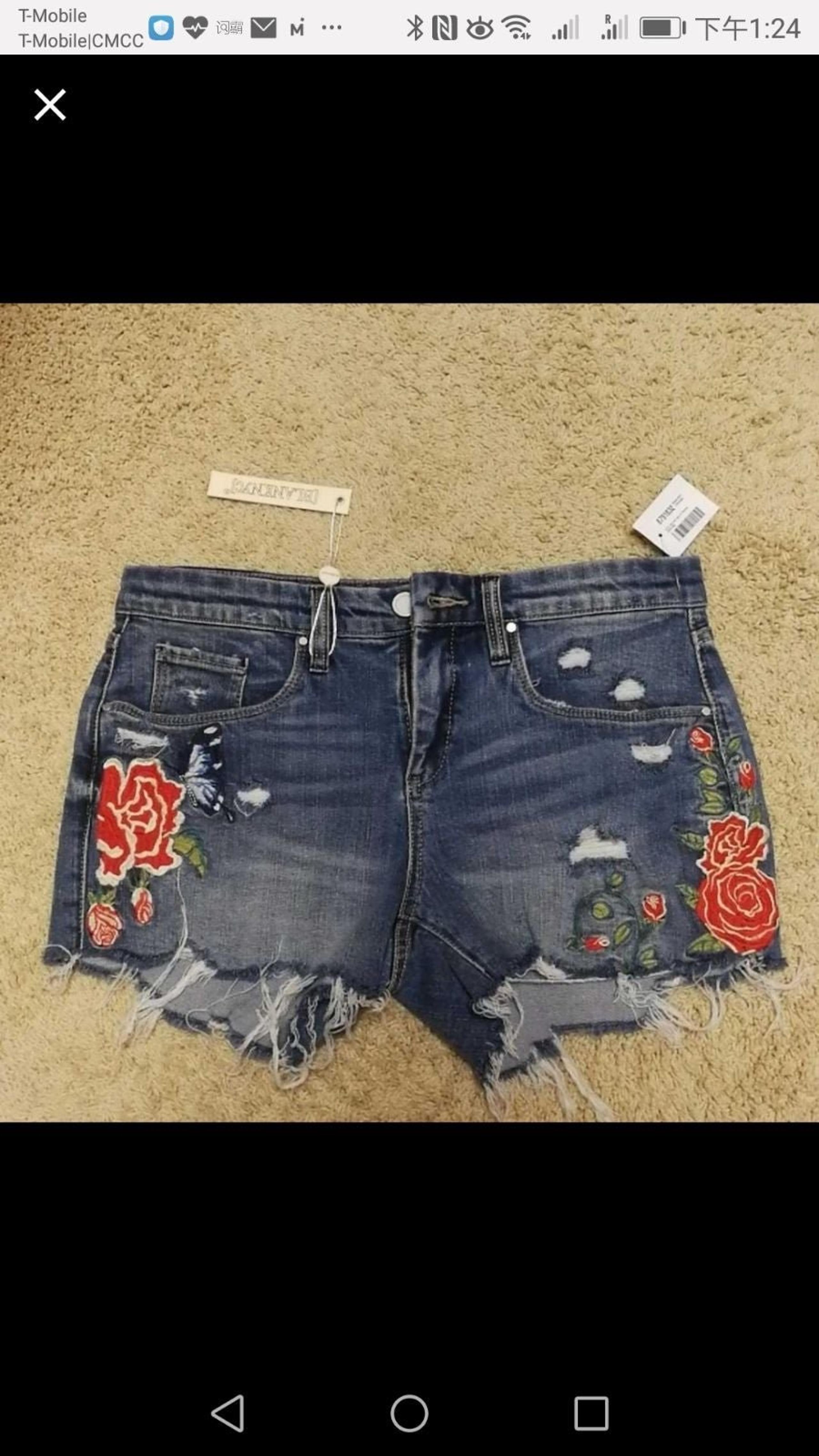 Blank NYC Embrodered Denim Shorts size 28