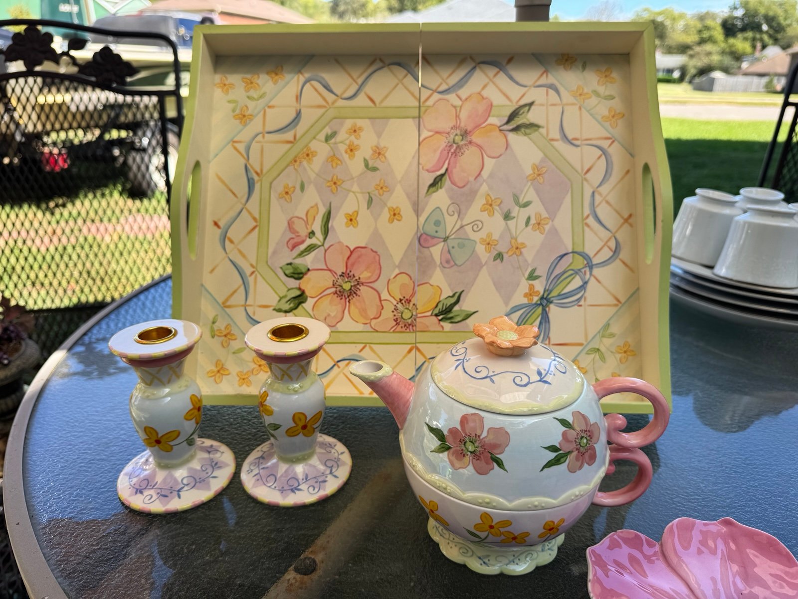 Vintage 90s/2000’, Avon Bone China tea set