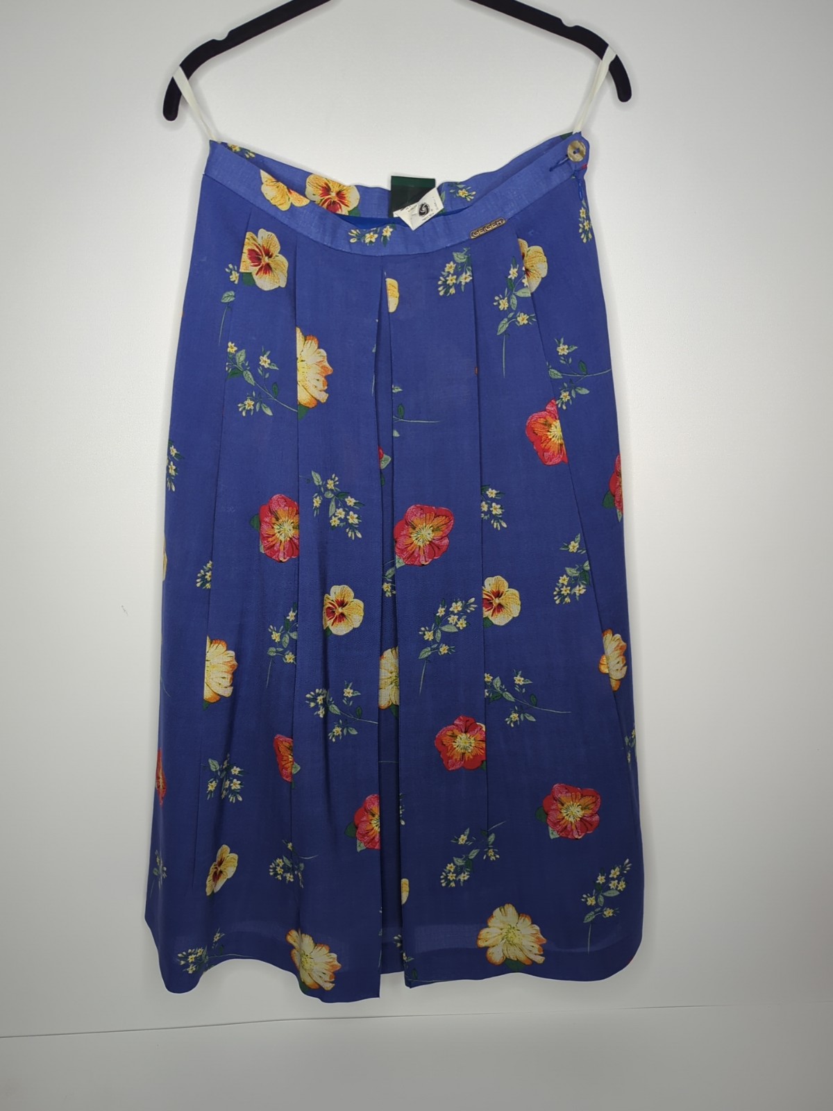 Vintage Geiger Austria Size 40 Blue Pleated Skirt Long Blue/Floral 28-30 waist