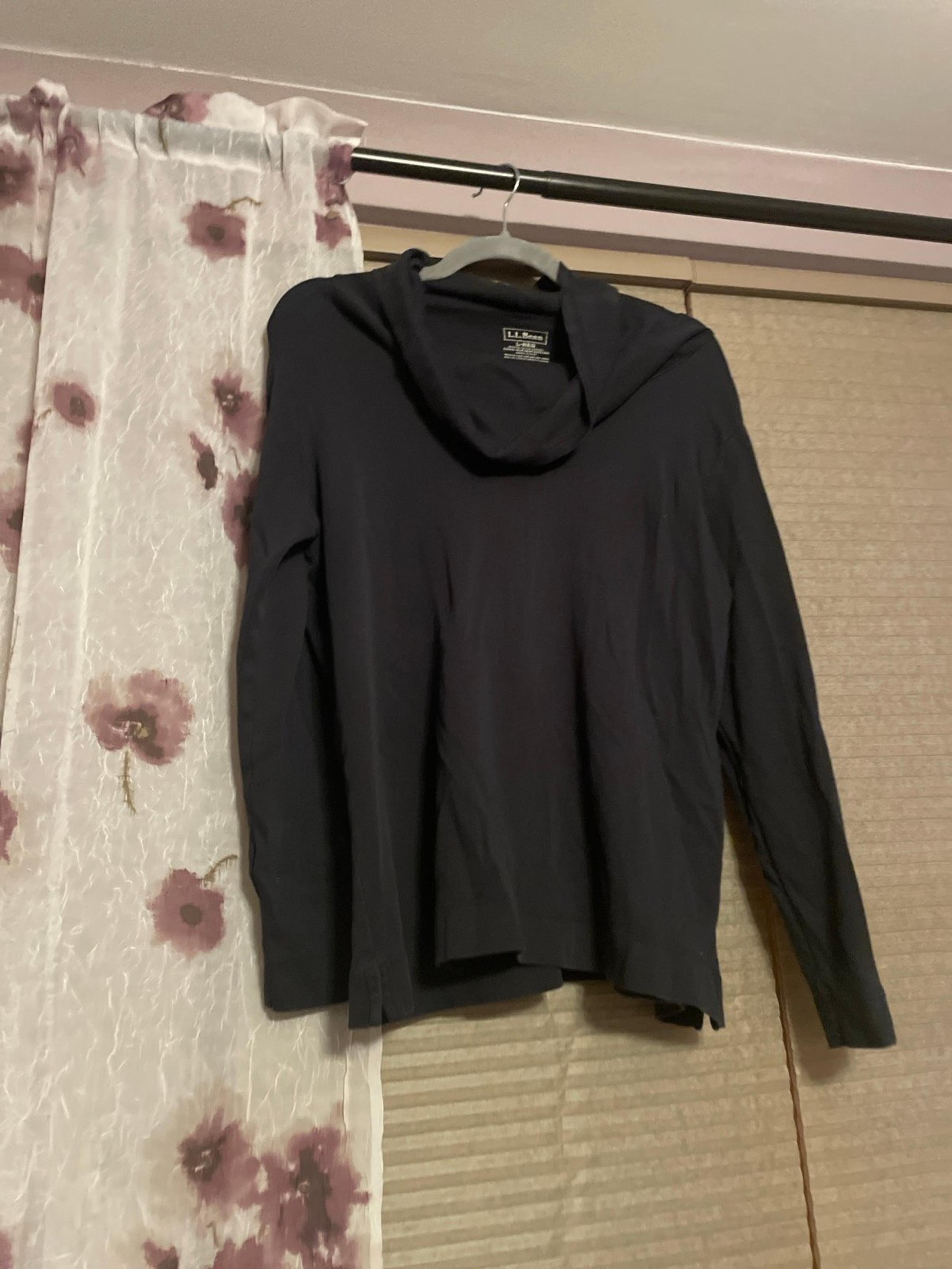 Ll bean scoop turtleneck