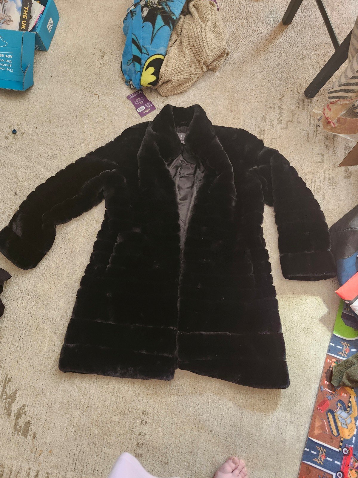 Coat faux fur