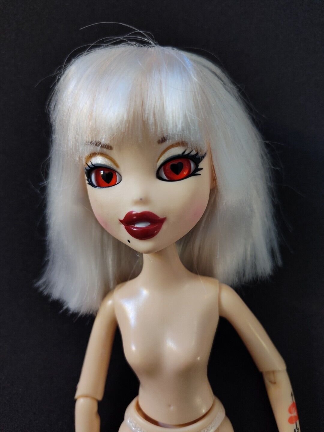 MGA Entertainment Bratz Bratzillaz Wicked Jade J’Adore 2012 Doll Red Eyes