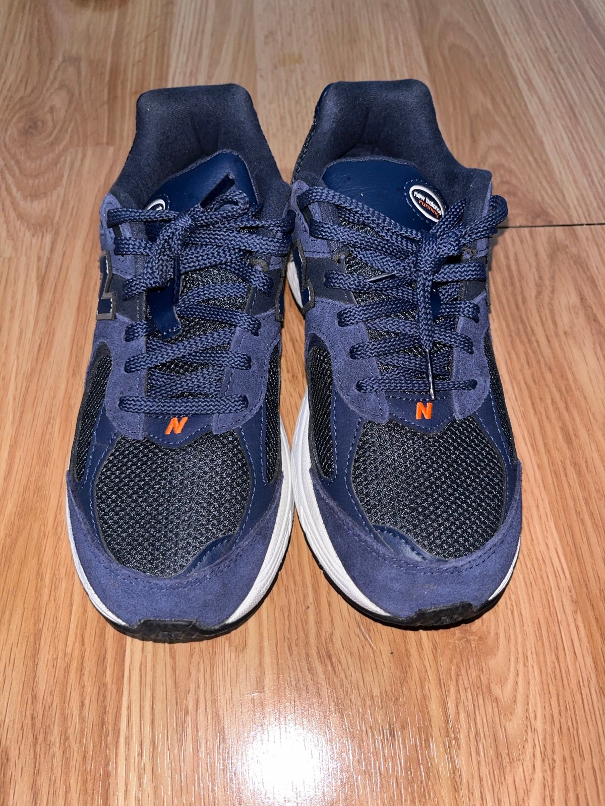 New Balance 2002R Navy Blue Size 5Y Pre Owned