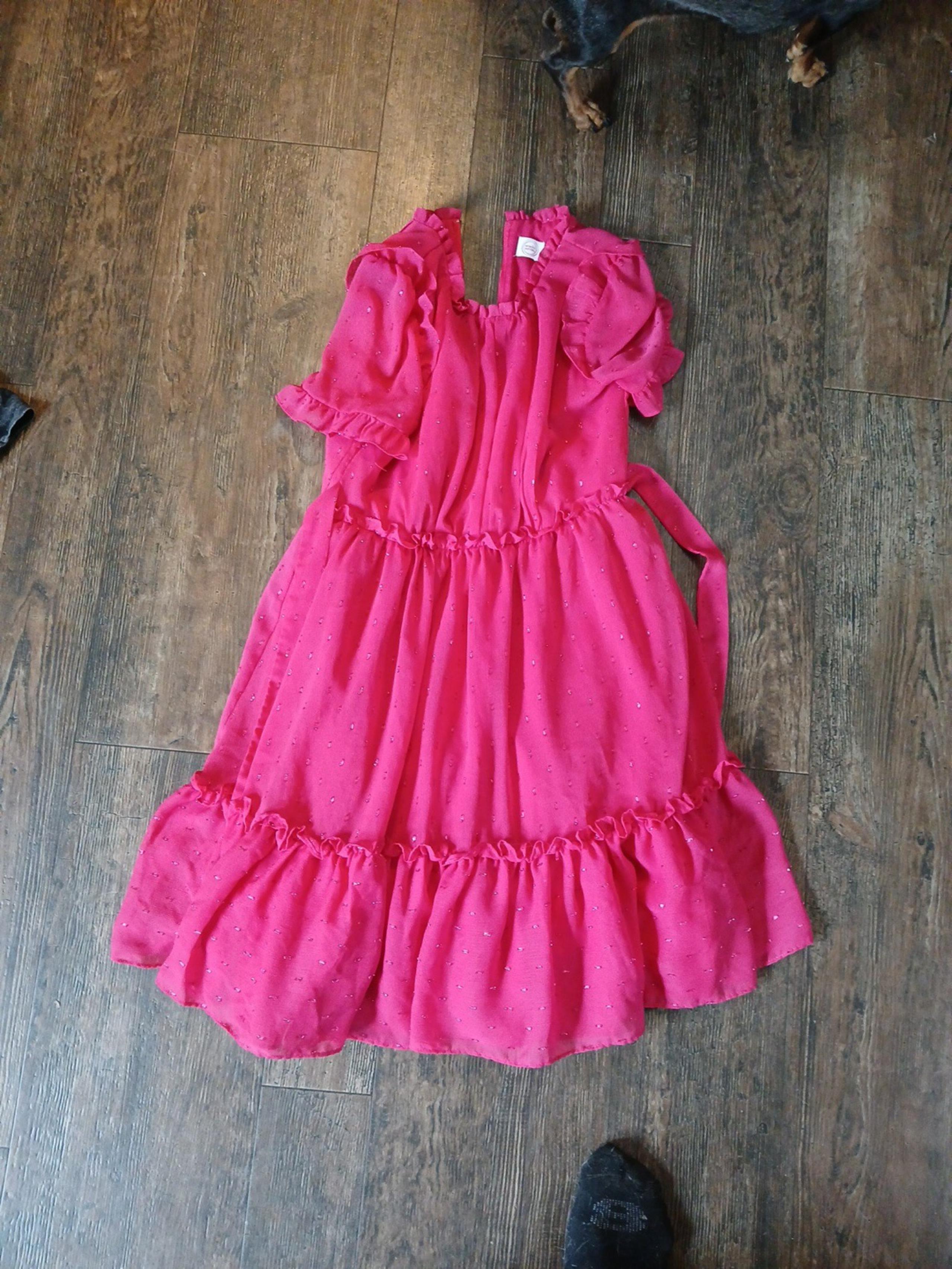 Girls pink dress