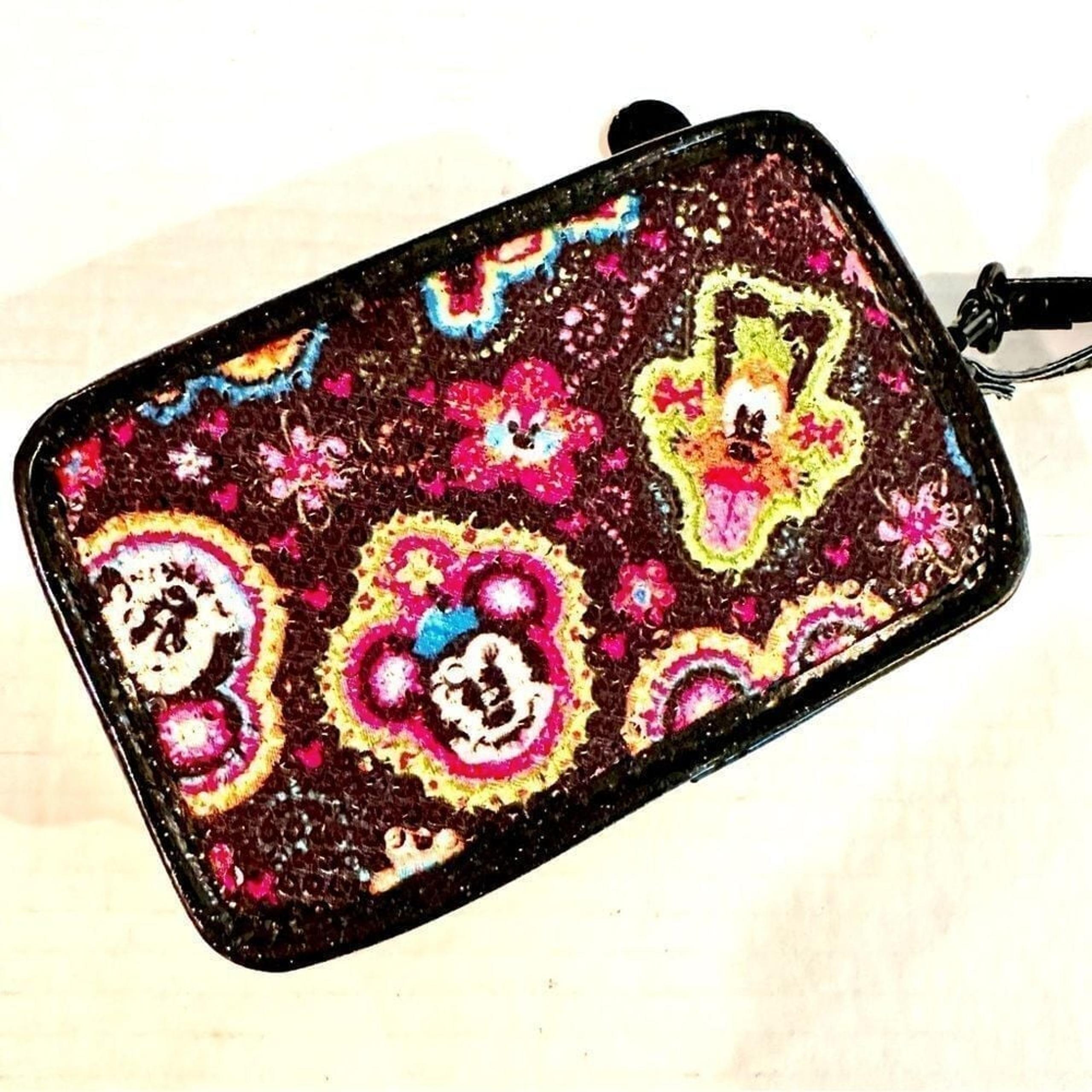 Disney Parks Clear Sequin Wristlet Mickey Mouse Pluto Goofy Zip Closure