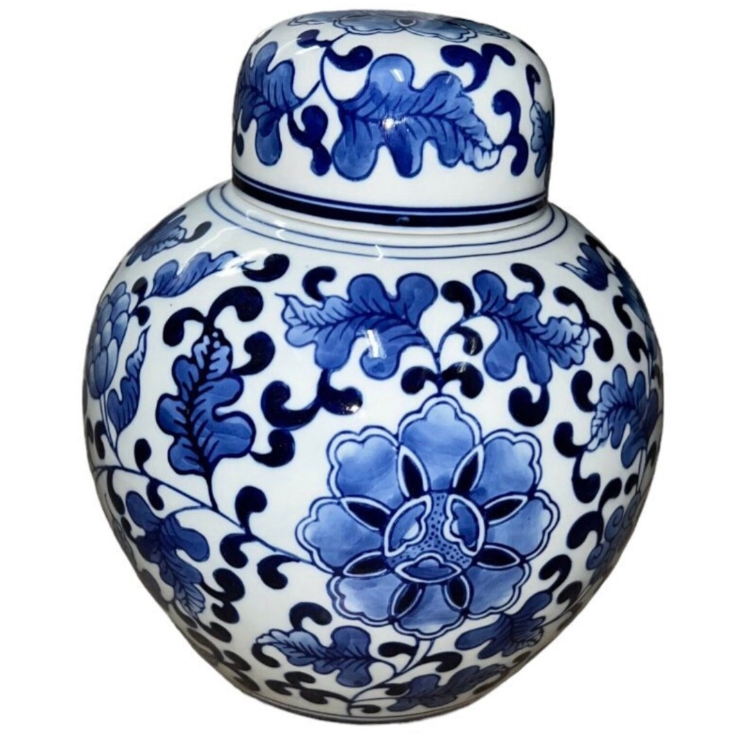 Vintage ceramic Chinese floral jar.