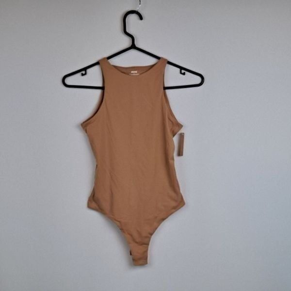 SKIMS ladies bodysuit NWT
