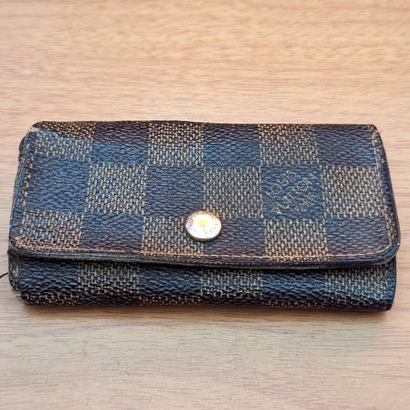 Louis Vuitton Damier Key Holder #1665***