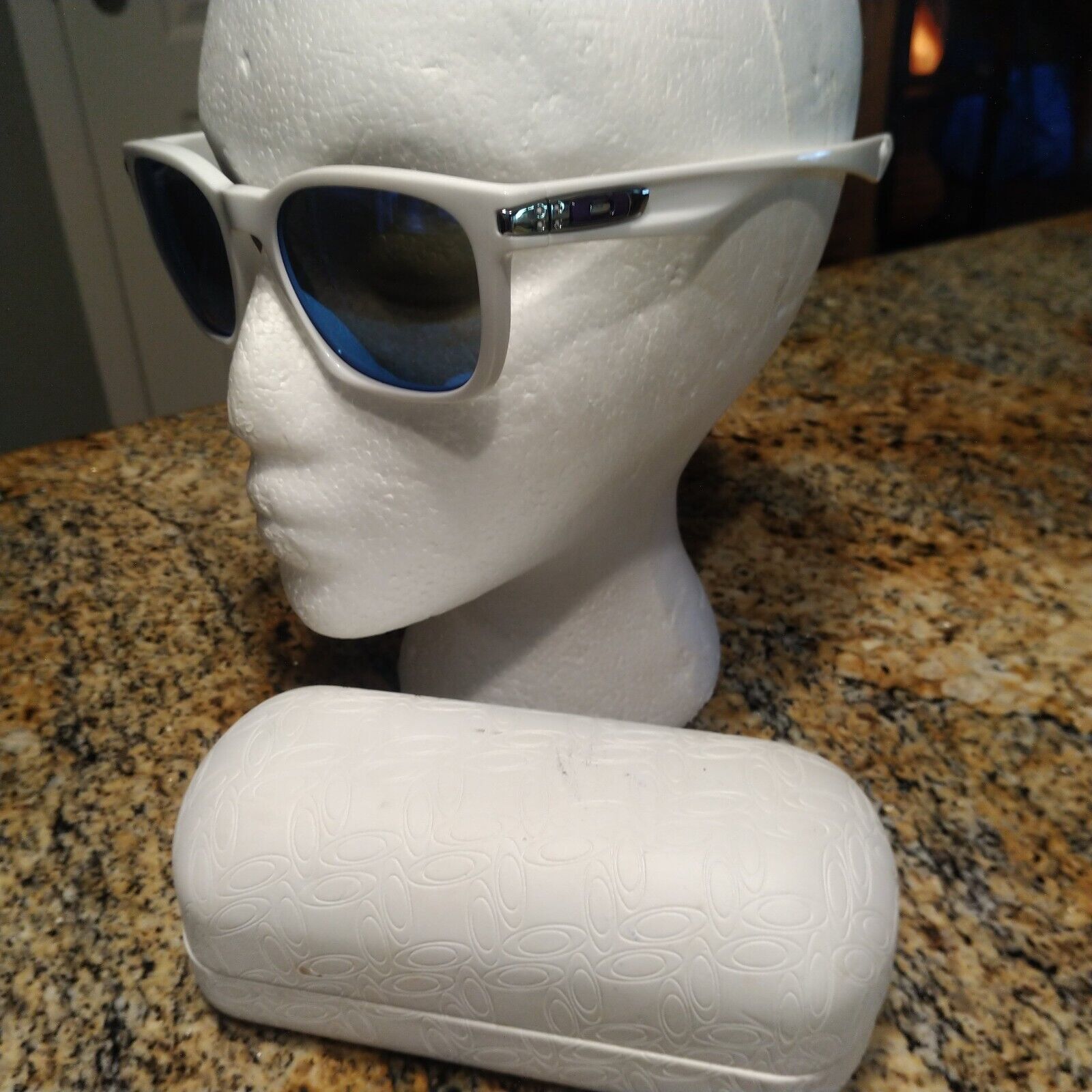 Oakley Garage Rock Sunglasses OO9175-02 Polished White/Violet Iridium w/ Case