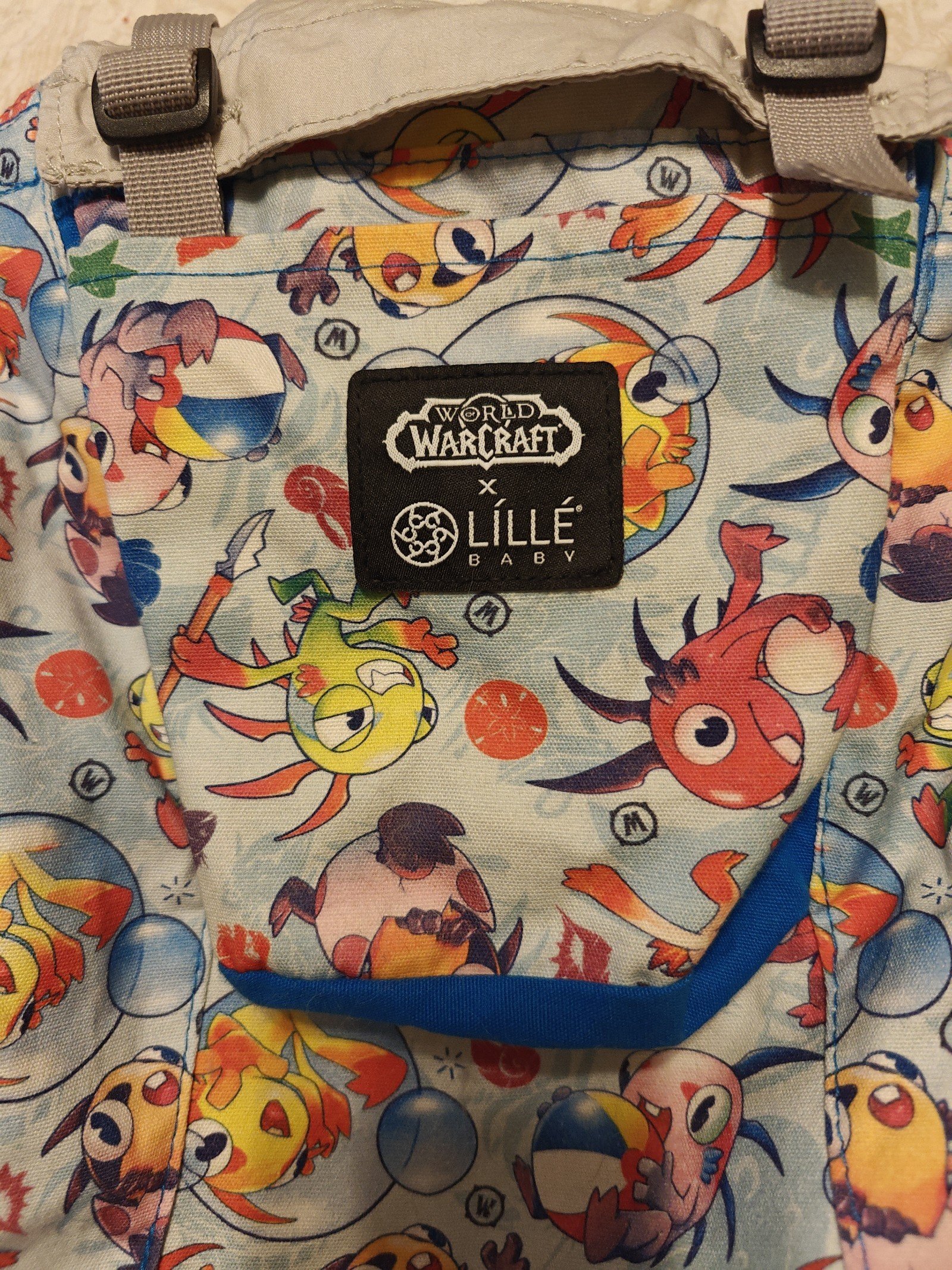 Limited Edition World of Warcraft x lillebaby carrier