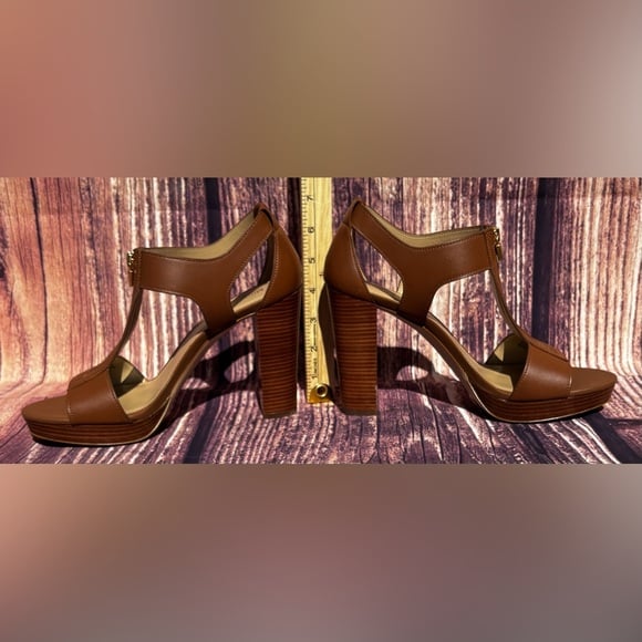 Michael Kors Berkley Mid Leather Sandals