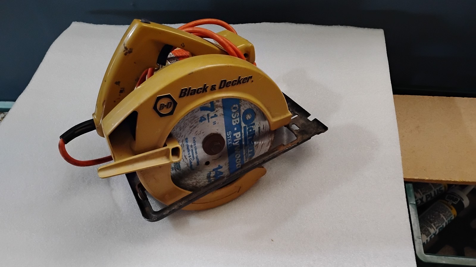 Tariff Free Black and Decker circular saw free shipping
