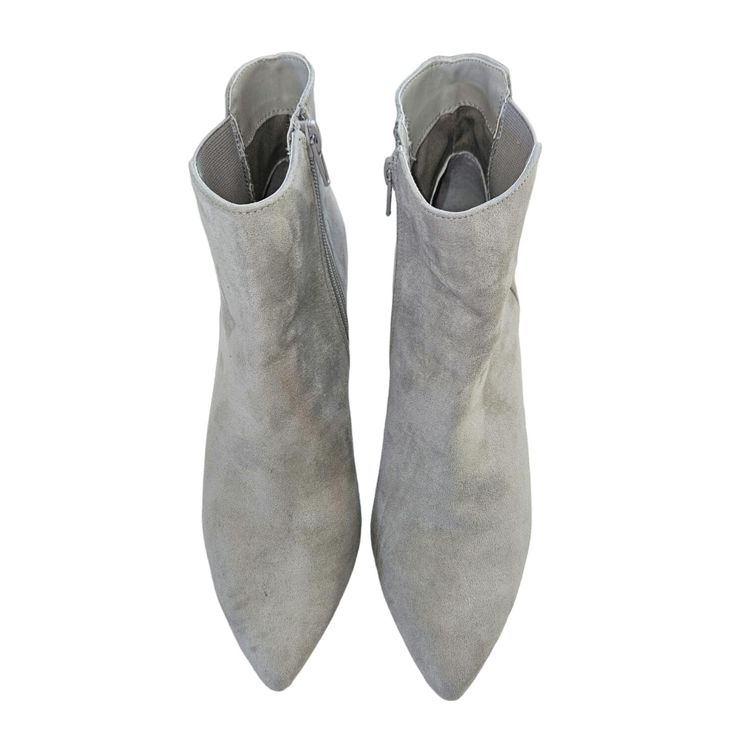 Express Woman's Gray Gore Pointed Toe Zip up Ankle boots Size 7