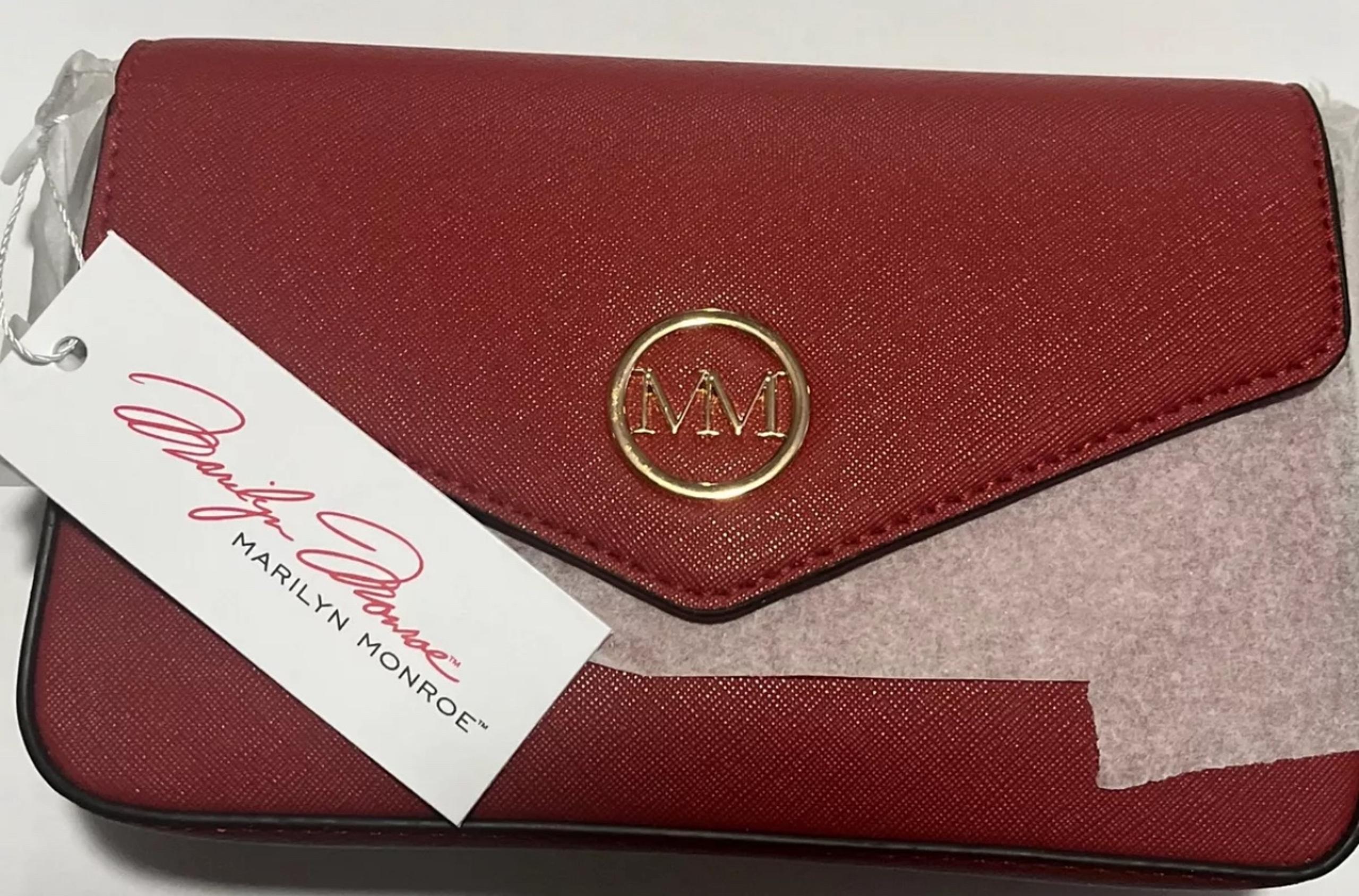 Marilyn Monroe Red Crossbody Purse Clutch Detachable Gold Chain-NEW