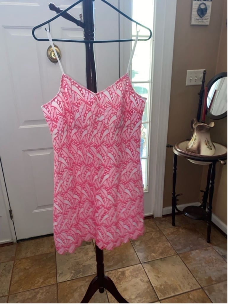 Women's Crown & Ivy Pink Embroidered Dress Size 14