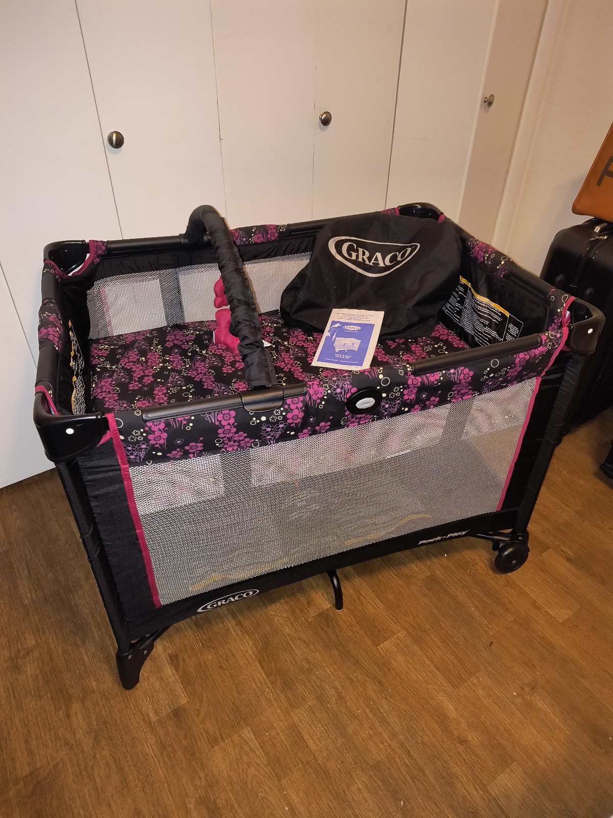 GRACO PACK N PLAY CRIB