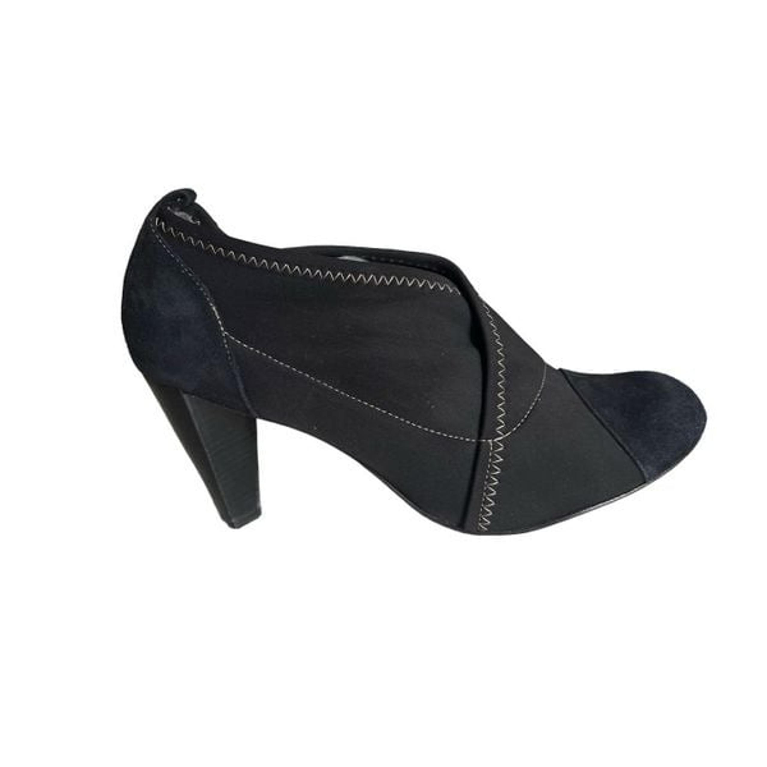 Taryn by Taryn Rose Black Neoprene Suede Heel Ht 3.5" Size 10