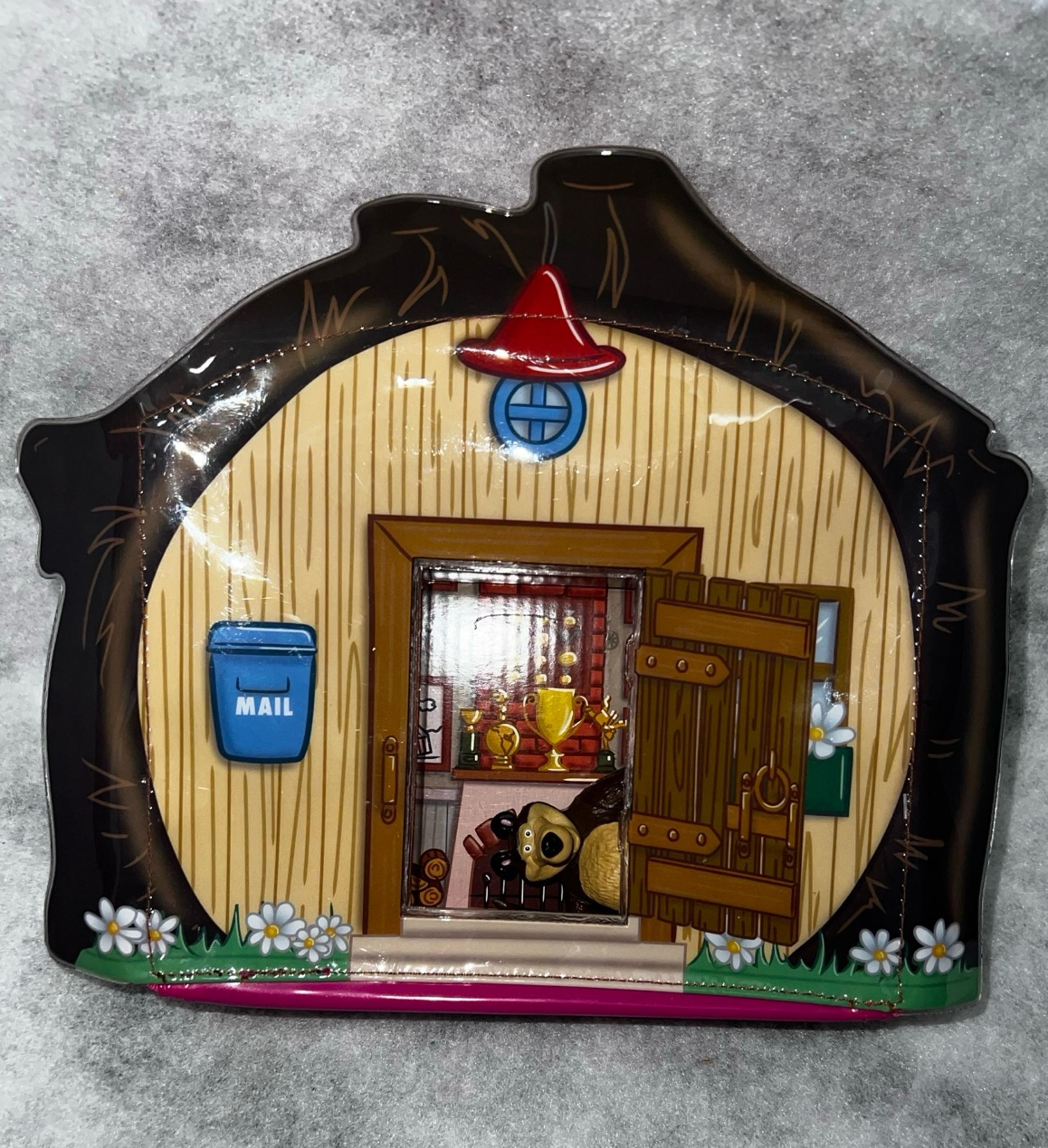 Masha and the Bear Zippered Bear’s House Figures Spin Master Take A Long