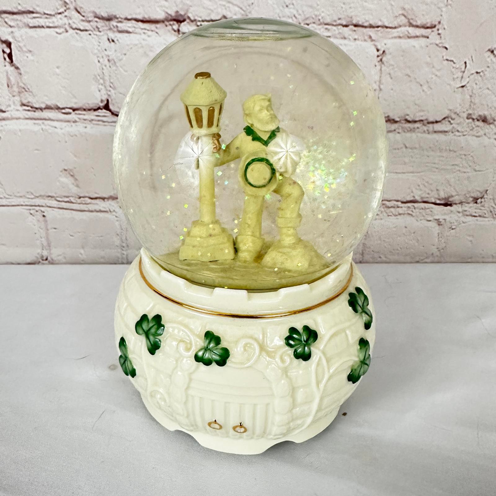 San Francisco Music Box Co. Danny Boy Snow Globe