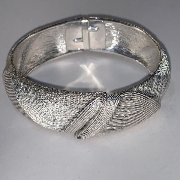 Vintage (1970) MONET Wave Metal Carving Bracelet