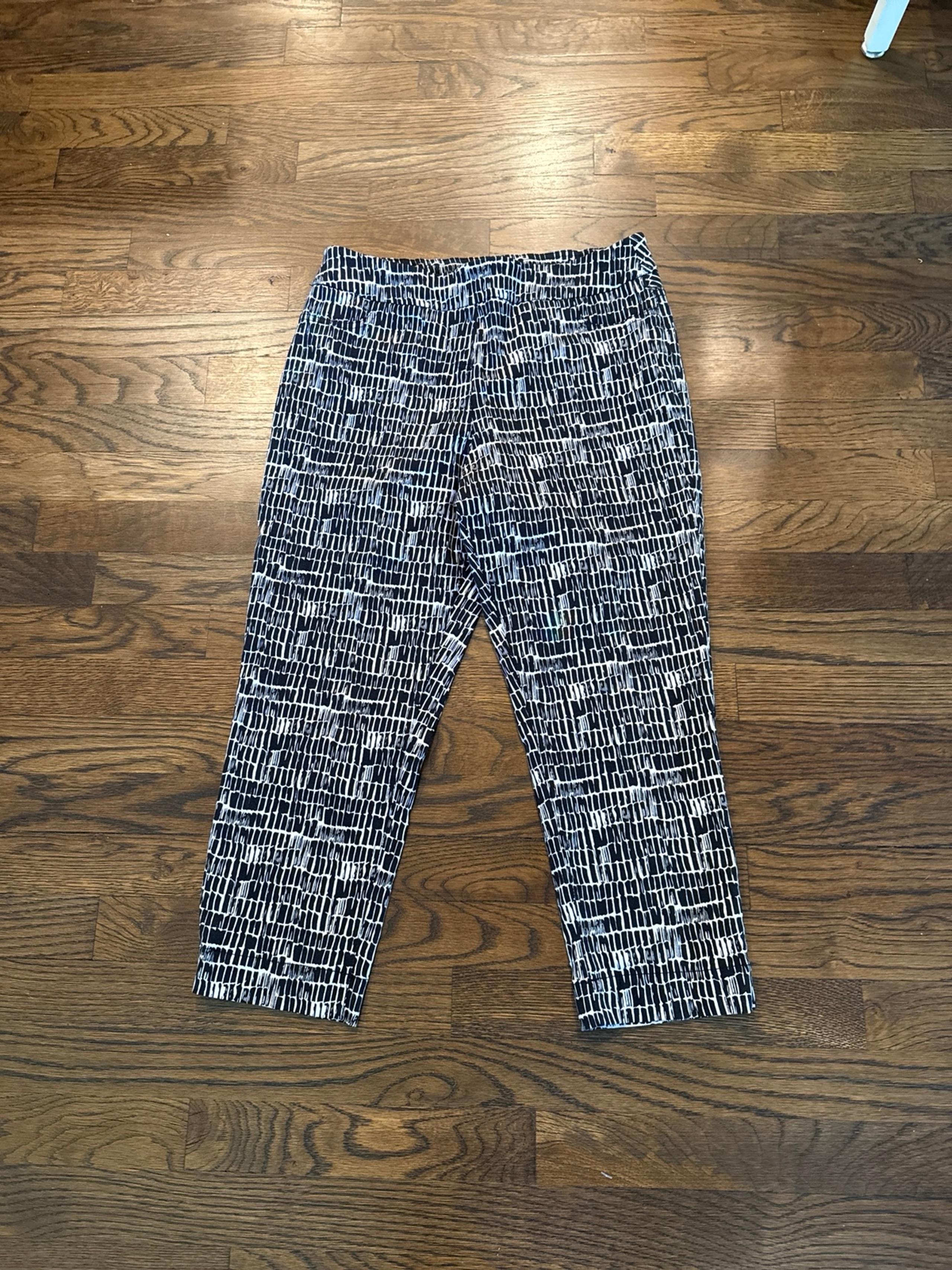 Soft Surroundings Stretch Capri Pants Size PM