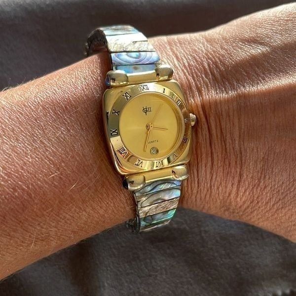 Quartz Vintage Gold Tone Abalone Mermaid Women's Watch OS