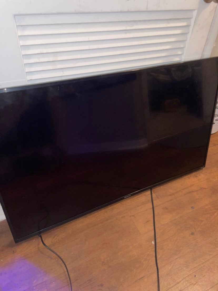 Hisense Roku Smart TV 50