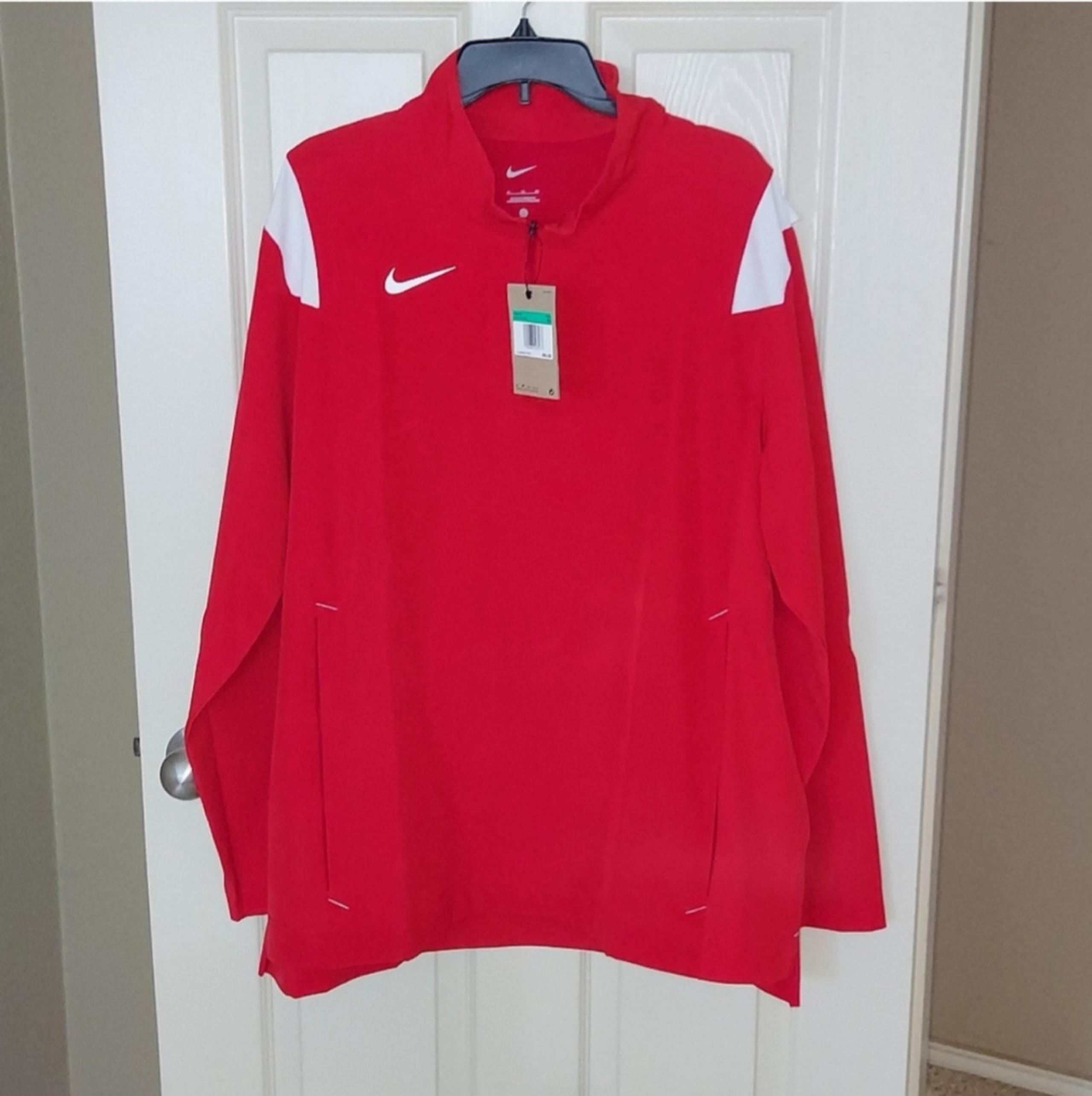 Nike Men's Lightweight Long Sleeve Coach Jacket In Red SZ XL