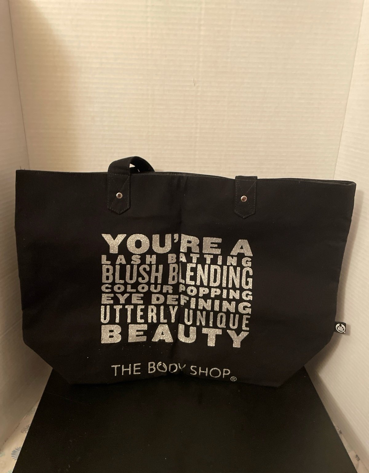 Body shop tote bag 2020 hotsell