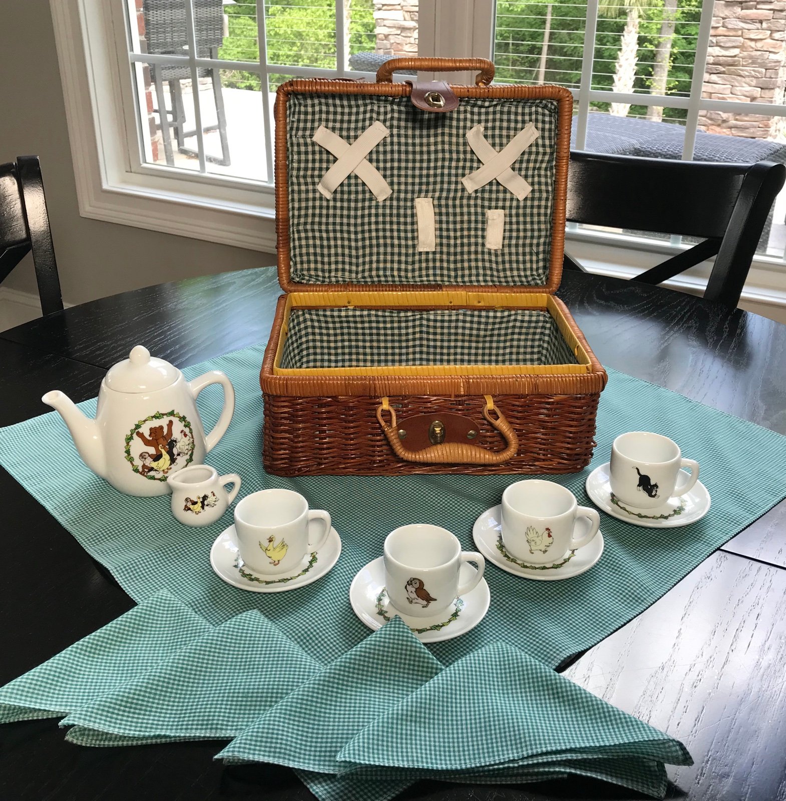 1999 Maurice Sendak Little Bear Picnic Basket Ceramic Tea Set