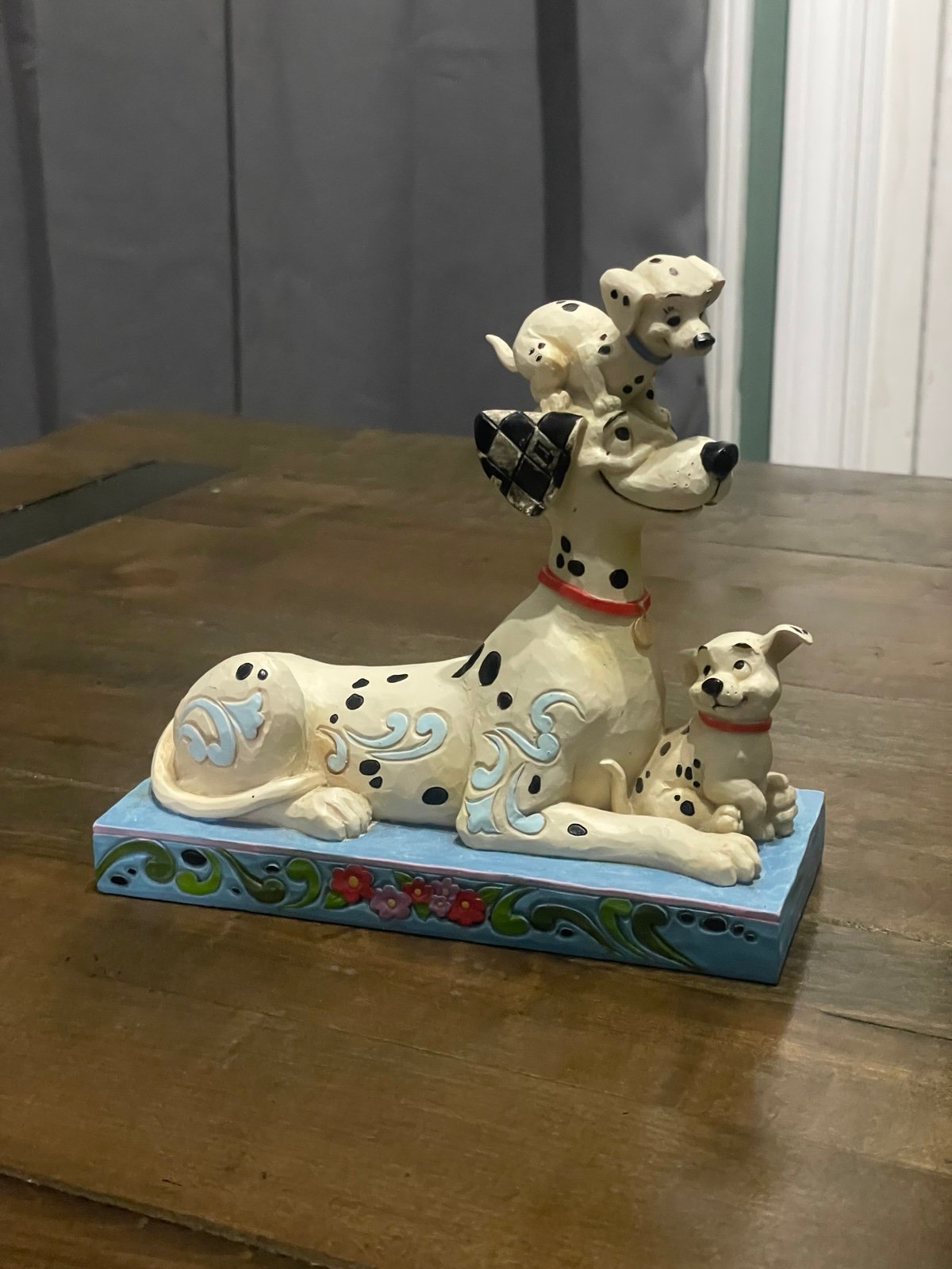 Jim Shore Disney 101 Dalmations “Puppy Love”