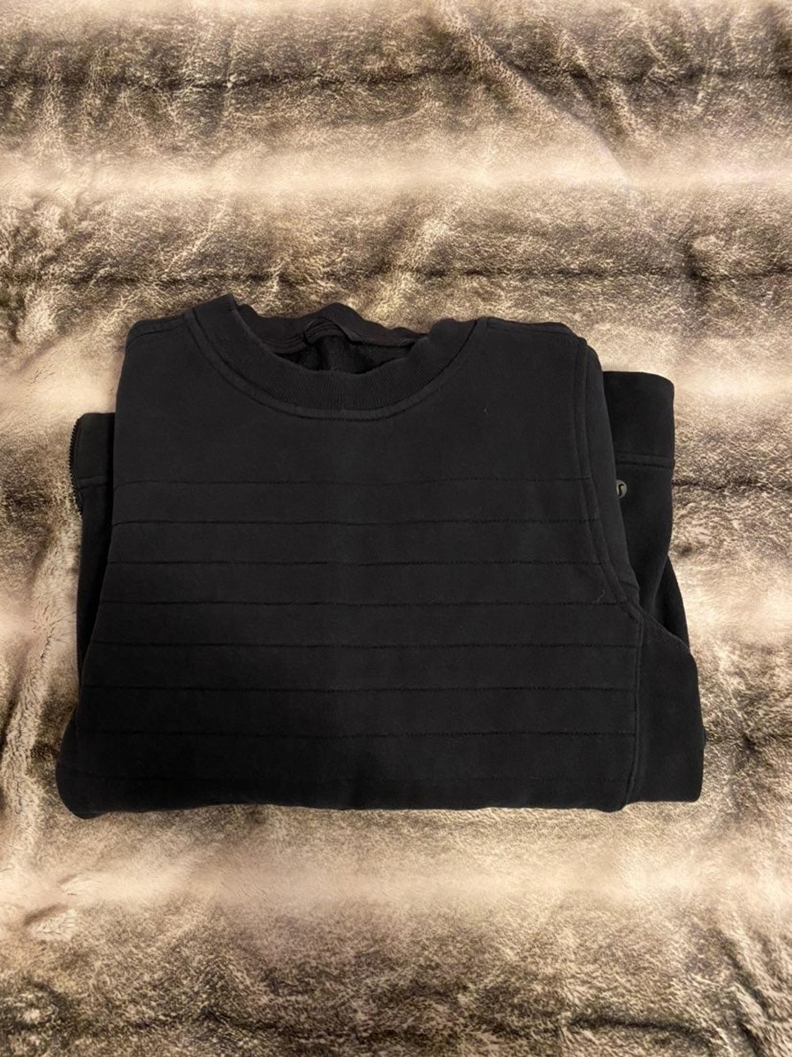 Lululemon athletica sweatshirt