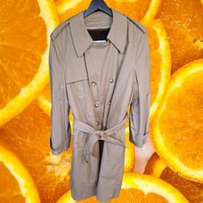 New Foggy Day Tan Double Breasted Trench Coat with Zip in Lining Size 42R