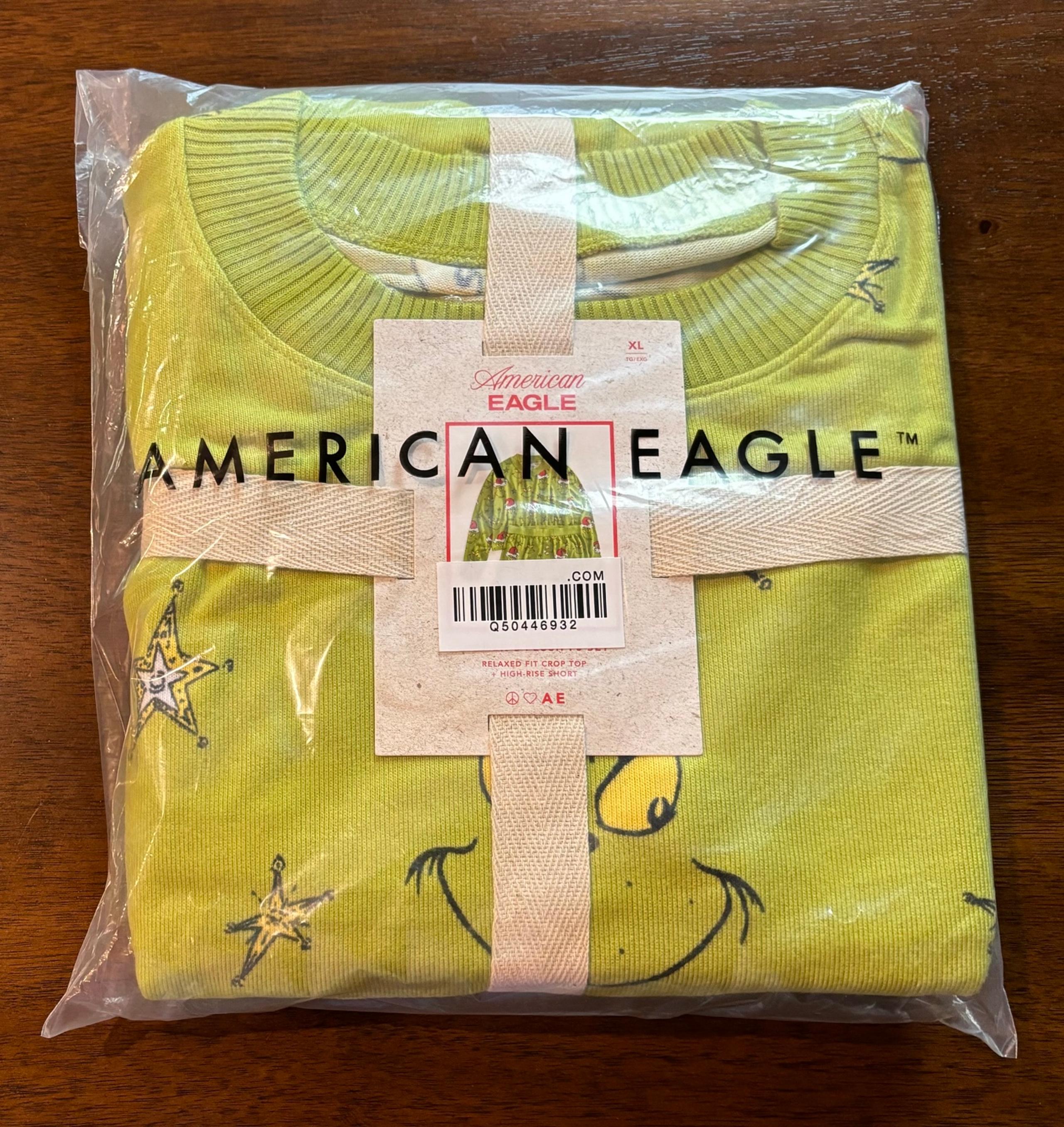 New Women’s American Eagle Grinch Pajama Set Size XL