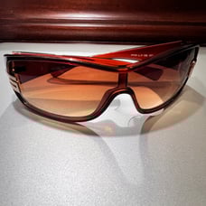 AUTHENTIC GUCCI SUNGLASSES MADE IN ITALY NO CASE.