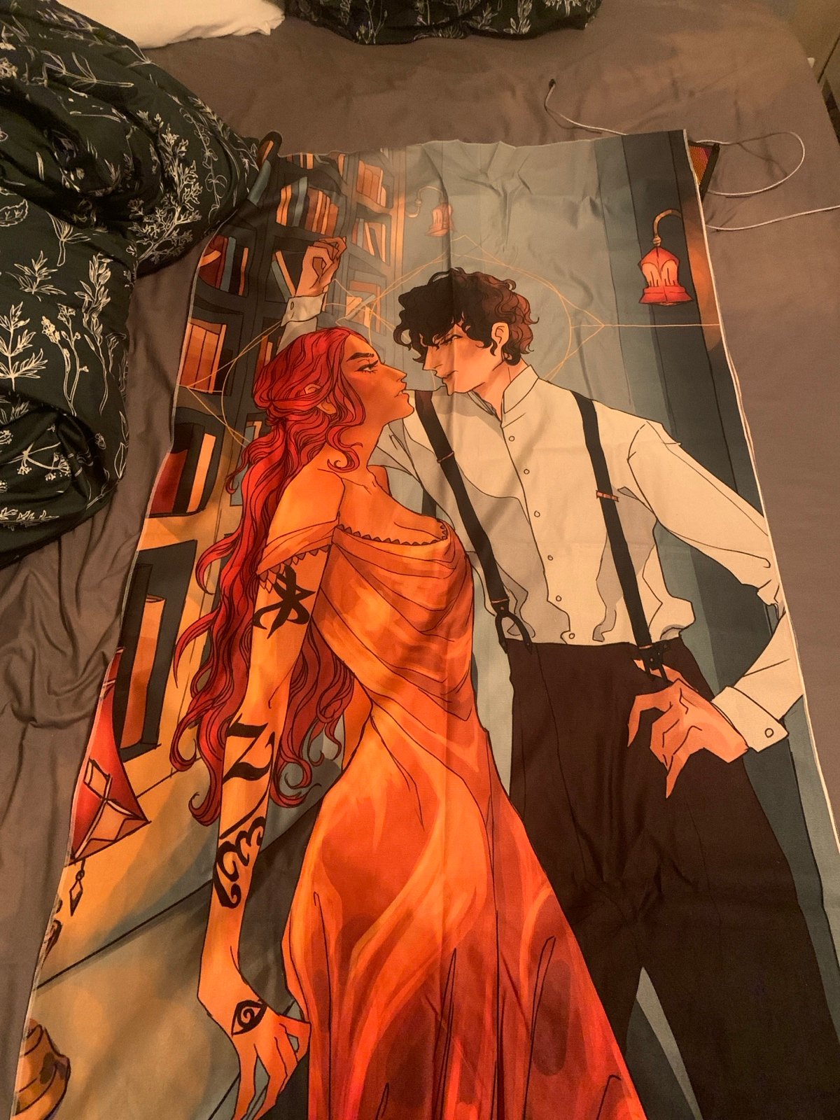 Fairyloot Chain of Gold Tapestry Collector Item
