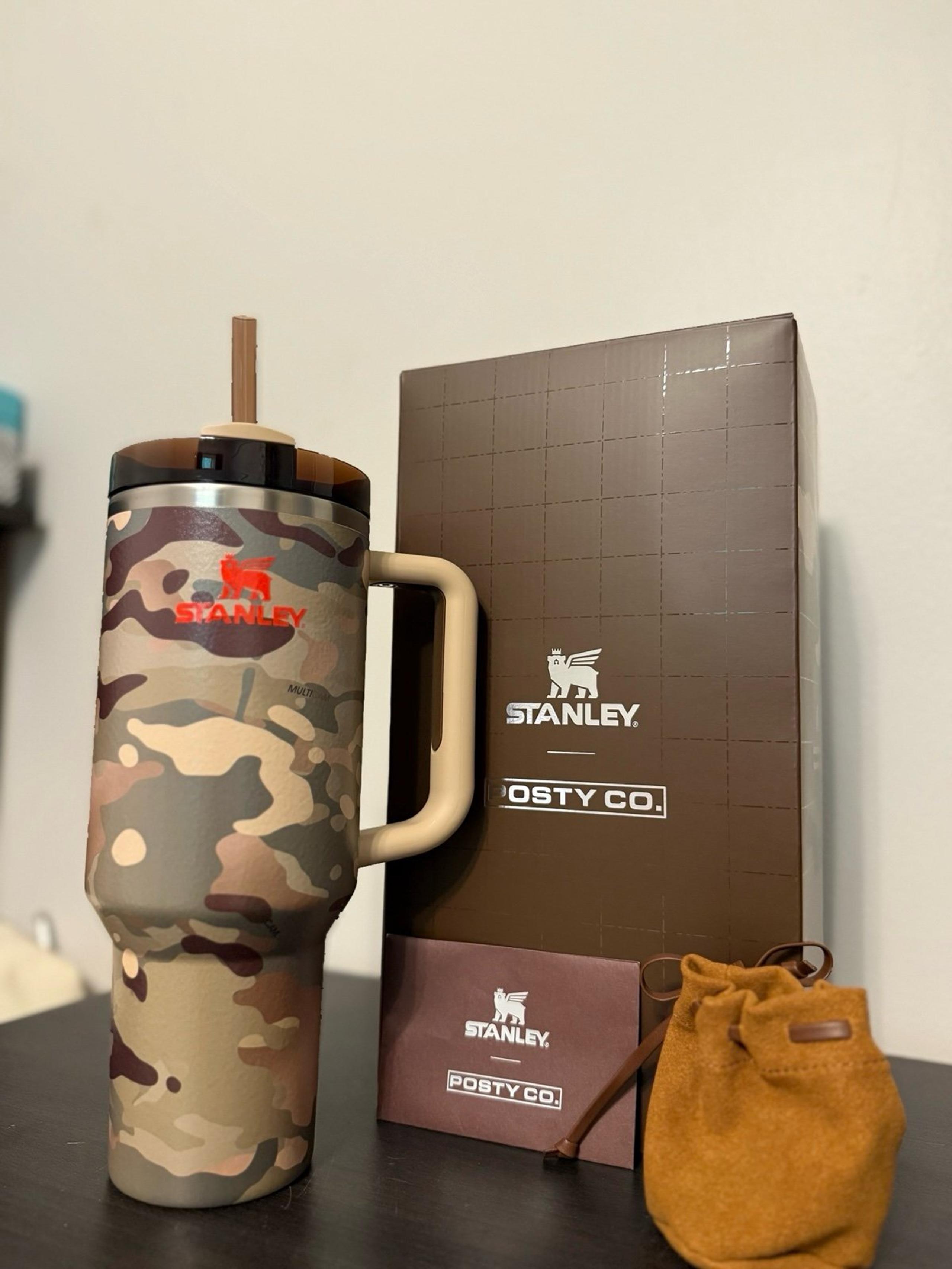 The Post Malone x Stanley Quencher® H2.0 FlowState™ Tumbler WITHOUT Pouch Belt