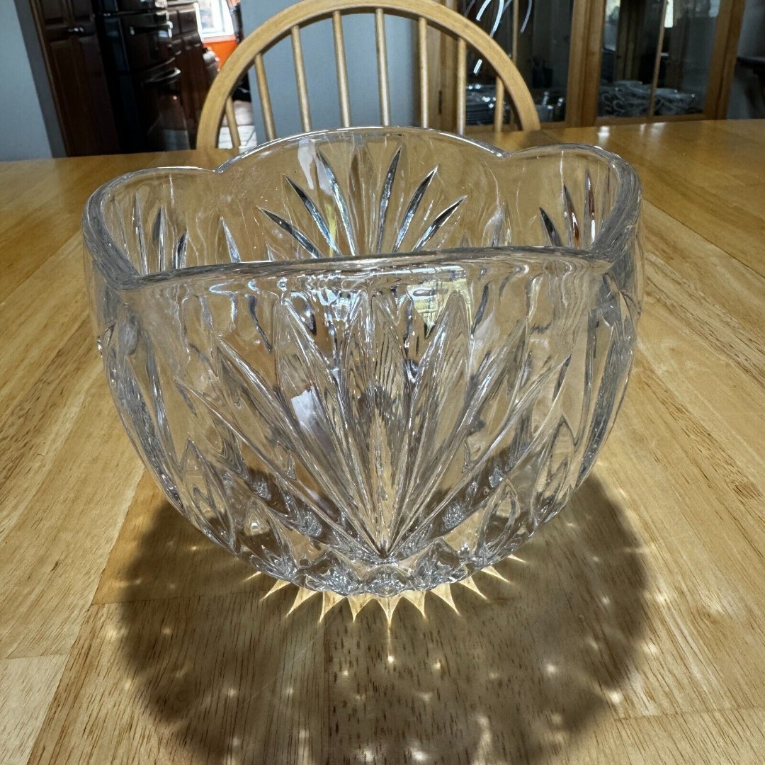 Princess House Crystal Rose Bowl 950 24% Lead Clear Heavy Weight