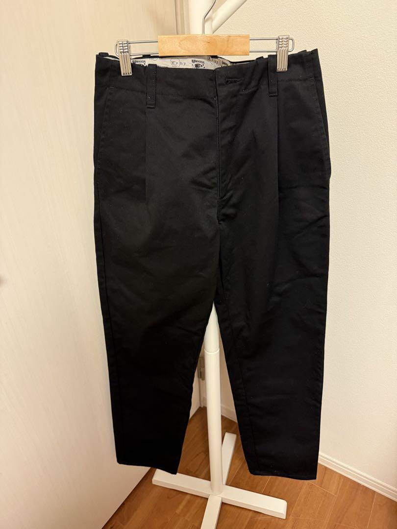 UNIVERSAL OVERALL Black Chino Pants