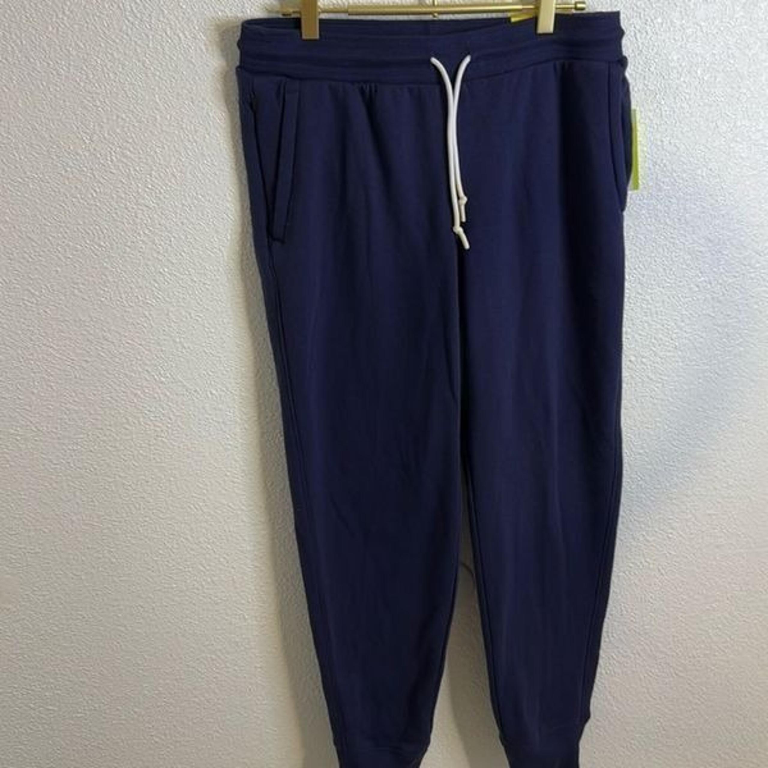 NWT- All in Motion- mid rise navy blue joggers- women’s size small