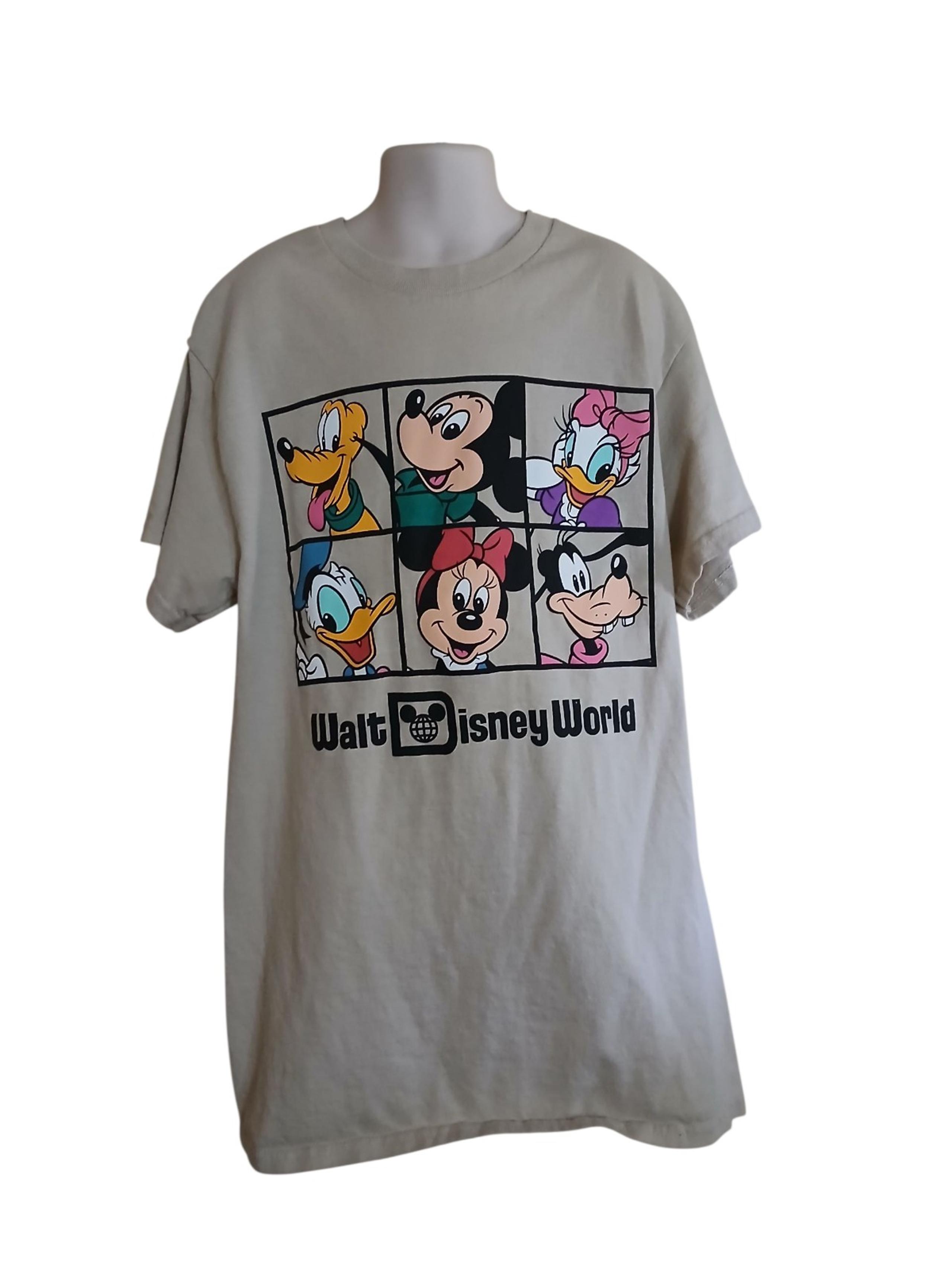 Disney unisex t-shirt size S