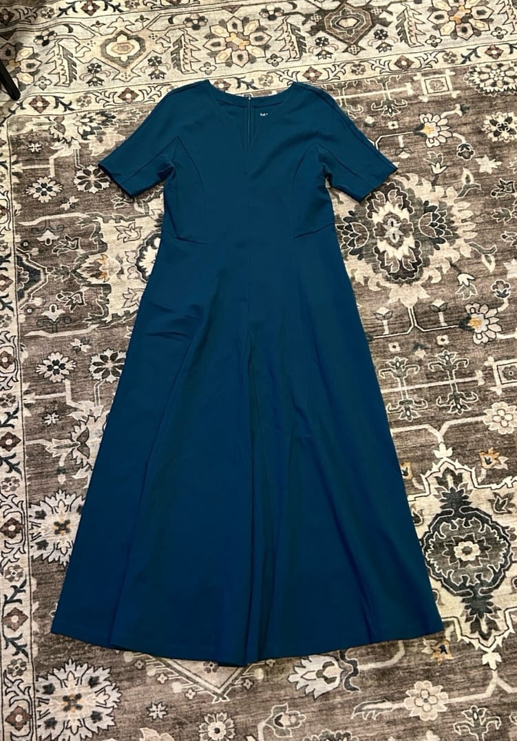soft surrounding blue short sleeve maxi dress size 10 petite