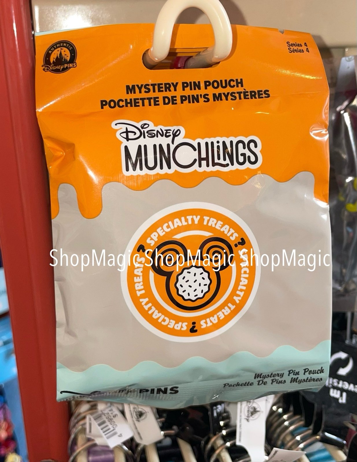New Disney Munchlings Mystery Pin Pouch Series 4