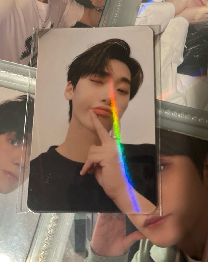 ateez san wonderwall merch special holo photocard