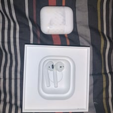 Airpods (2nd Generation)