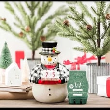 Scentsy warmer kick off till christmas