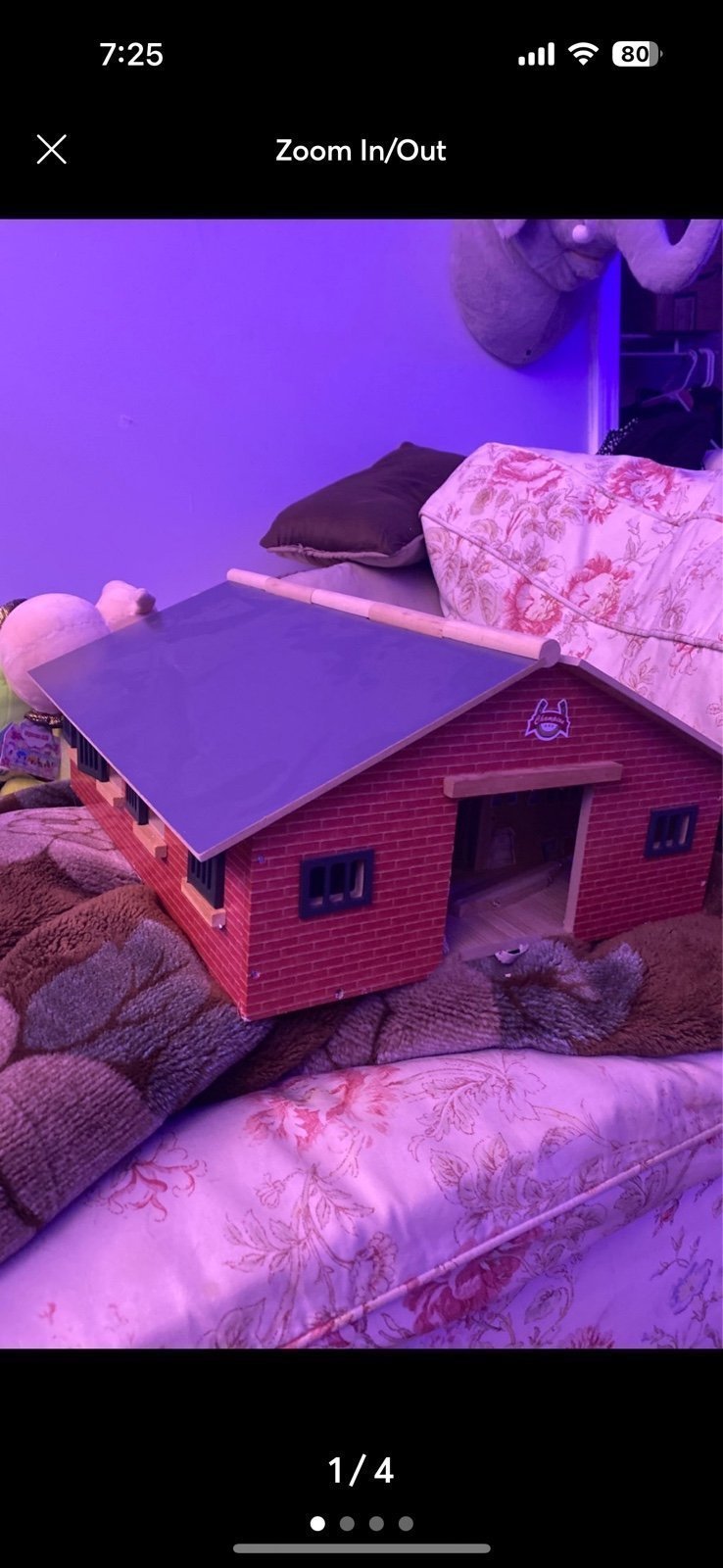 Breyer stablemate deluxe barn