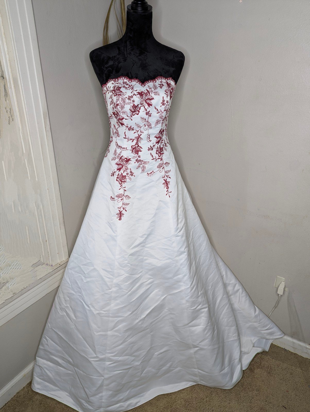 Wedding dress