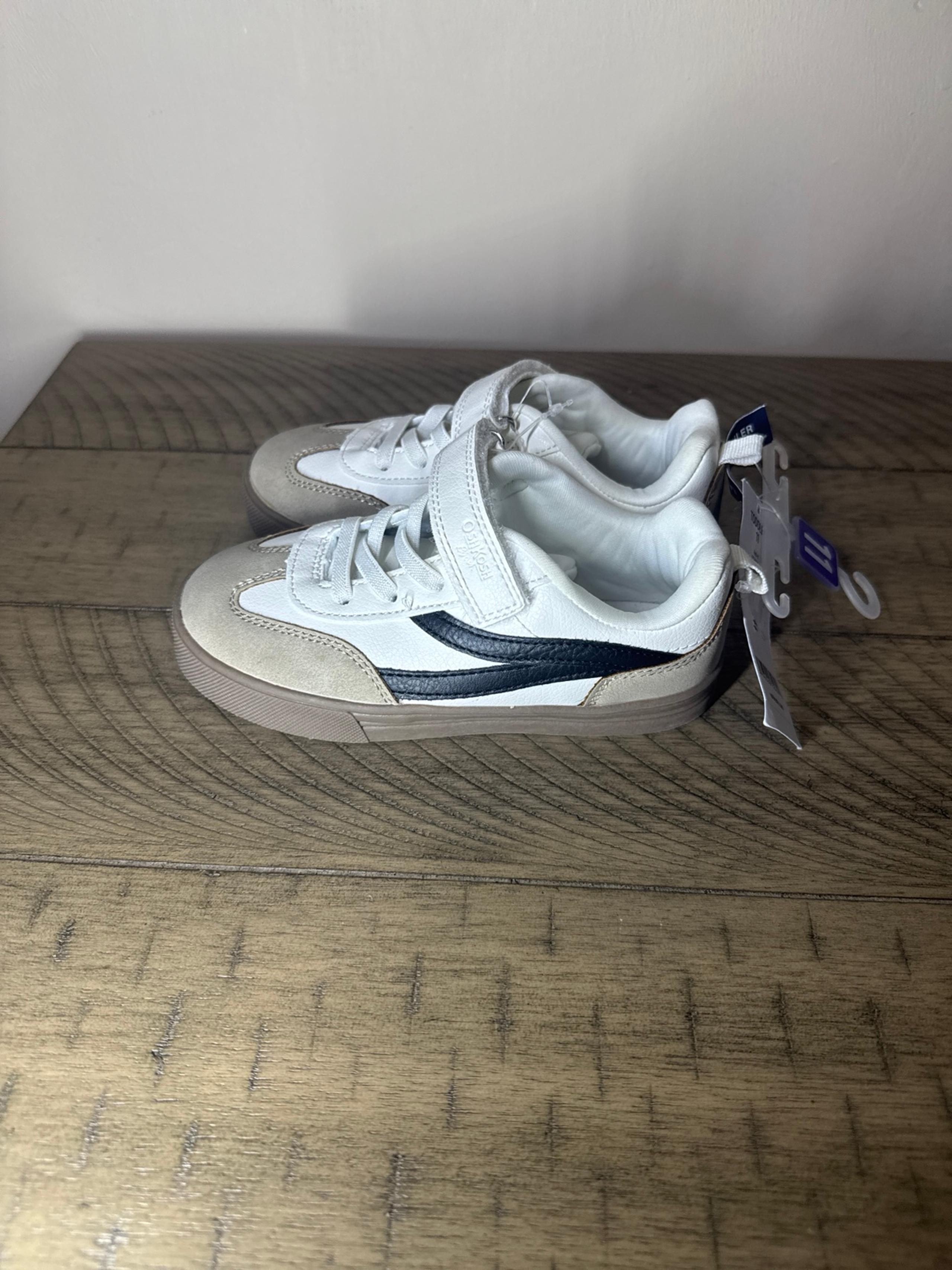 NWT oshkosh toddler sneakers 11T white black tan